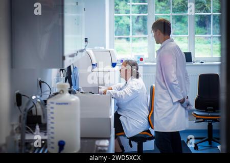 Als Unternehmen für molekulargenetische Diagnostik ist die Biotype GmbH Teil der Molecular Diagnostics Group (MDG), die mit der zusammenarbeitet Stockfoto