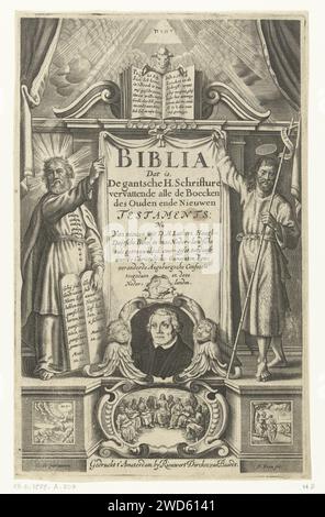 Moses, Christ und Portrait Maarten Luther, Frans Brun, nach Crispijn van de Passe, 1648 drucken Titelseite für eine Bibel in der Luther-Übersetzung. In der Mitte ein Porträt von Luther. Auf beiden Seiten des Titels Moses und Johannes der Täufer. Unter drei biblischen Szenen: Mose empfängt die Steintafeln, das Letzte Abendmahl und die Taufe Christi durch Johannes den Täufer. Über dem Titel das Lamm Gottes, das eine Bibel mit seinen Beinen offen hält. Amsterdam Papierstich Letztes Abendmahl (im Allgemeinen) (Matthäus 26:21-35; Markus 14:18-31; Lukas 22:3, 22:15-23; Johannes 13:21-38). Moses (nicht im biblischen Kontext); möglich ATT Stockfoto