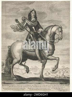 Porträt von Leopold I., Kaiser von Deutschland, zu Pferd, Cornelis van Dalen (II), nach Wallerant Vaillant, 1648–1664 Druck Porträt von Leopold I., Kaiser von Deutschland, gepanzert zu Pferd. Er trägt einen Lorbeerkranz auf dem Kopf. In der Landschaft hinter ihm findet eine Schlacht statt, in der Dörfer unter Beschuss stehen und ein Armeelager verteidigt wird. Amsterdamer Papierstich auf Feuer, Brandstich Stockfoto