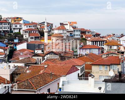 Tirilye, Bursa - 1. Januar 2024 : Blick auf Tirilye, einen der historischen und touristischen Orte von Bursa, TÜRKEI Stockfoto