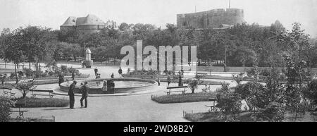 3Fi114 075 Vue Panorama de la Place du château restauriert. Stockfoto