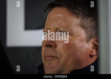 Paulo Sergio (Trainer von Portimonense) während des Spiels der Liga Portugal 23/24 zwischen Portimonense SC und SC Farense im Estadio Municipal de Portimao, Portima Stockfoto