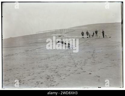 Wright Brothers - 1903 Maschine auf der Startbahn am Big Kill Devil Hill, vor dem 14. Dezember Stockfoto