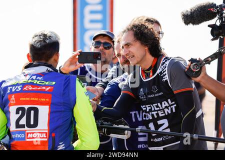 Illustration, Journalist, Porträt Ziellinie, Ankunft, während der 12. Etappe der Dakar 2024 am 19. Januar 2024 in Yanbu, Saudi Arabien - Foto Frédéric Le Floc'h/DPPI Credit: DPPI Media/Alamy Live News Stockfoto