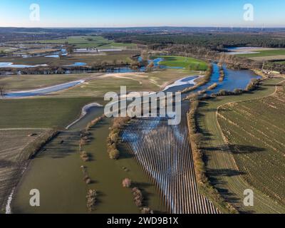 Haltern am See, Nordrhein-Westfalen, Deutschland - Hochwasser an der Lippe, Fluss im Ruhrgebiet, die Felder, die landwirtschaftlichen Flächen der Bauern am nächsten Tag Stockfoto