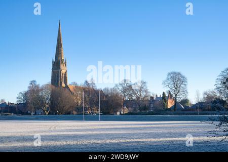 Pfarrkirche St. Peter und St. Paul im januar. Upton upon Severn, Worcestershire, England Stockfoto