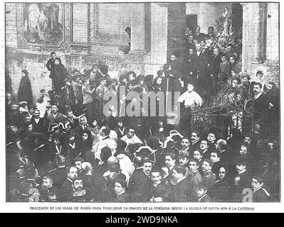 16. Dezember 1904, El Gráfico, Las Fiestas de la Inmaculada en Córdoba, Procesión de las Hijas de María para trasladar la imagen de la Purísima desde la iglesia de Santa Ana á la catedral. Stockfoto