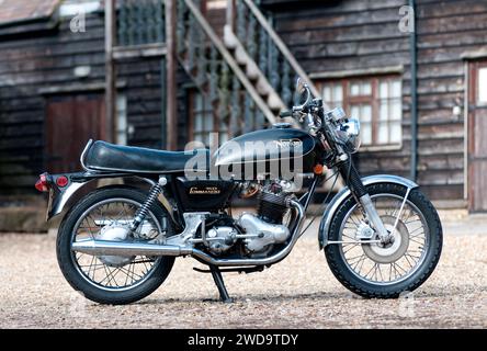 1972 Norton Commando 750 ccm Interstate klassisches britisches Motorrad Stockfoto