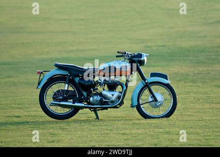 Triumph Bonneville T120 „Tangerine Dream“ klassisches Motorrad Stockfoto