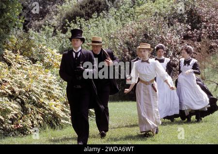 Colin Firth, "die Bedeutung des Ernstes" (2002). Foto: Miramax Films (Aktenzeichen 34580-585THA) Stockfoto