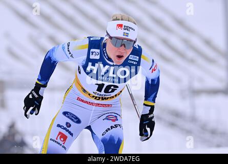 Oberhof, Deutschland. Januar 2024. Jonna Sundling aus Schweden bei der Cross-Country-Weltmeisterschaft in der klassischen Sprint-Disziplin. Quelle: Martin Schutt/dpa/Alamy Live News Stockfoto