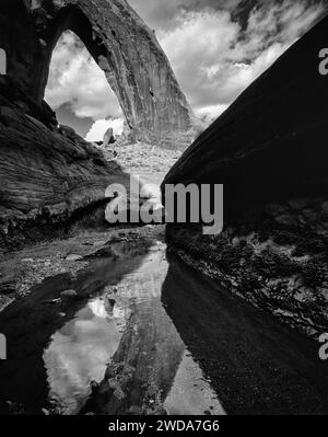 Broken Bow Arch, Davis Gulch, Grand Staircase Escalante National Monument, Utah Stockfoto