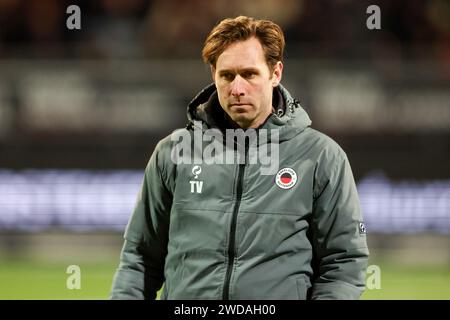 Rotterdam, Nederland. Januar 2024. ROTTERDAM, NEDERLAND - 19. JANUAR: Assistenztrainer Thomas Verhaar von Excelsior Rotterdam während des niederländischen Eredivisie-Spiels zwischen Excelsior Rotterdam und sc Heerenveen im Van Donge & de Roo Stadion am 19. Januar 2024 in Rotterdam, Nederland. (Foto von Hans van der Valk/Orange Pictures) Credit: Orange Pics BV/Alamy Live News Stockfoto