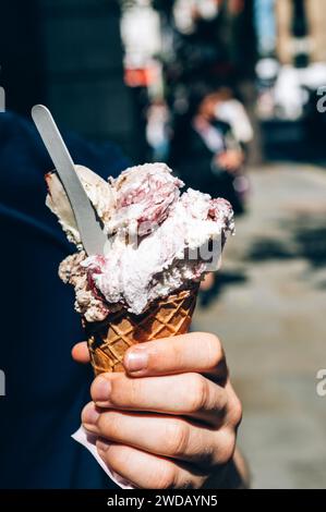 Fantastisches Eis am heißen Sommertag Stockfoto