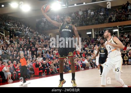 Monaco, Frankreich. Januar 2024. © PHOTOPQR/NICE MATIN/Cyril Dodergny ; Monaco ; 19/01/2024 ; Monaco le 19/01/2024 - Salle Gaston Medecin - Basket - EuroLeague - 20eme Journee - l AS Monaco recevait Le Real Madrid. Quelle: MAXPPP/Alamy Live News Stockfoto