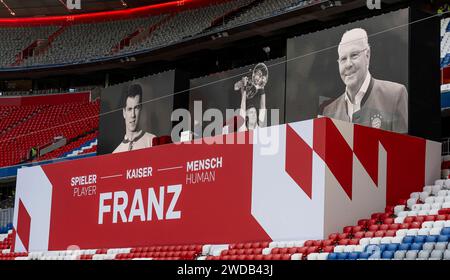 München, Deutschland. Januar 2024. Markus Soeder (Ministerpraesident, Freistaat Bayern) bei seiner Rede auf der Buehne. Deutschland, FC Bayern München, Gedenkfeier für Franz Beckenbauer, Allianz-Arena, 19.01.2024. Foto: Eibner-Pressefoto/Heike feiner Credit: dpa/Alamy Live News Stockfoto