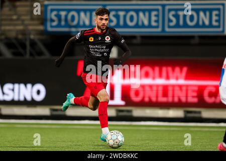 Rotterdam, Nederland. Januar 2024. ROTTERDAM, NEDERLAND - 19. JANUAR: Troy Parrott von Excelsior Rotterdam spielt mit dem Ball während des niederländischen Eredivisie-Spiels zwischen Excelsior Rotterdam und sc Heerenveen im Van Donge & de Roo Stadion am 19. Januar 2024 in Rotterdam, Nederland. (Foto von Hans van der Valk/Orange Pictures) Credit: Orange Pics BV/Alamy Live News Stockfoto