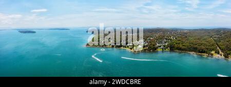 Wassersport Freizeitaktivitäten am Lake Macquarie am Murrays Beach - Luftpanorama. Stockfoto