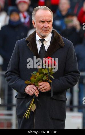 Bild zeigen: Karl-Heinz Rummenigge, 20.01.2024, München, Fußball, Würdigung von Franz Beckenbauer, DFB/DFL-VORSCHRIFTEN VERBIETEN JEDE VERWENDUNG VON FOTOGRAFIEN ALS BILDSEQUENZEN UND/ODER QUASI-VIDEO. Stockfoto