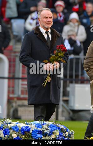 Bild zeigen: Karl-Heinz Rummenigge, 20.01.2024, München, Fußball, Würdigung von Franz Beckenbauer, DFB/DFL-VORSCHRIFTEN VERBIETEN JEDE VERWENDUNG VON FOTOGRAFIEN ALS BILDSEQUENZEN UND/ODER QUASI-VIDEO. Stockfoto