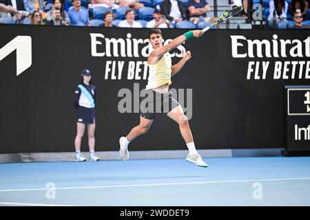 Melbourne, Australien. Januar 2024. Carlos Alcaraz aus Spanien während des Australian Open AO 2024 Grand Slam Tennis Turniers am 18. Januar 2024 im Melbourne Park in Australien. Quelle: Victor Joly/Alamy Live News Stockfoto