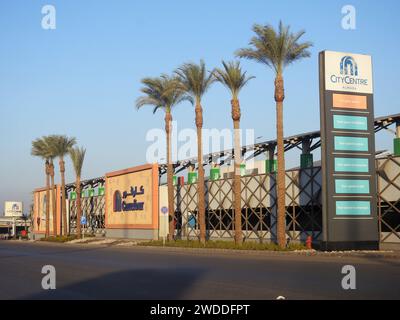 Kairo, Ägypten, 6. Januar 2024: Carrefour City Centre Egypt, ein französisches multinationales Einzelhandels- und Großhandelsunternehmen mit Hauptsitz in Massy, Frankreich, A Stockfoto