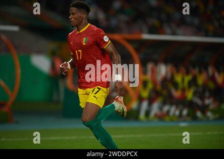 Höhepunkte des Spiels zwischen Guinea und Gambia beim Afrika-Cup 2023, Julian Jeanvier während des Spiels Guinea gegen Gambia Stockfoto