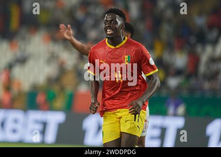 Höhepunkte des Spiels zwischen Guinea und Gambia beim Afrika-Cup 2023, Mohamed Bayo während des Spiels Guinea gegen Gambia Stockfoto