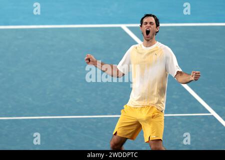 Melbourne, Australien. Januar 2024. Tennis: Grand Slam - Australian Open, Männer Singles, 3. Runde. Dimitrov (Bulgarien) - Borges (Portugal). Nuno Borges feiert. Frank Molter/dpa/Alamy Live News Stockfoto