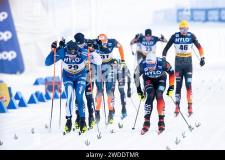 Jan-Friedrich Doerks (Deutschland, SWV Goldlauter), Markus Vuorela (Finnland), dahinter Janosch Brugger (Deutschland, WSG Schluchsee), GER, FIS Coop Langlauf Weltcup Oberhof, 20 km Massenstart Classic Herren, 20.01.2024 Foto: Eibner-Pressefoto/Michael Memmler Stockfoto