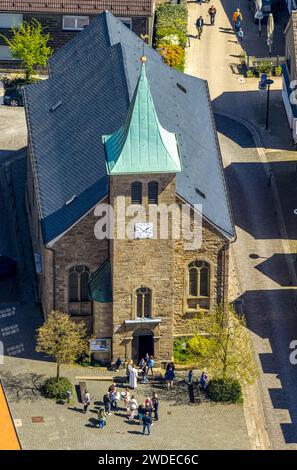 Aus der Vogelperspektive, St.. Johannes Baptist Katholische Kirche, Blankenstein, Hattingen, Ruhrgebiet, Nordrhein-Westfalen, Deutschland Stockfoto