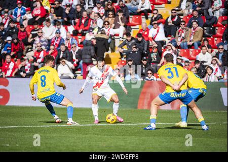 Madrid, Spanien. Januar 2024. Alvaro Garcia aus Rayo Vallecano wurde beim Fußballspiel La Liga EA Sports 2023/24 zwischen Rayo Vallecano und Las Palmas im Estadio Vallecas in Madrid gesehen. Quelle: Unabhängige Fotoagentur/Alamy Live News Stockfoto