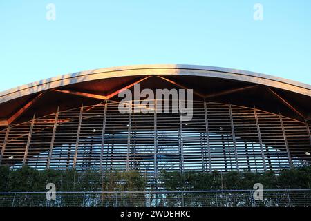 WWF UK Living Planet Centre, Hauptquartier und Besucherzentrum, Woking, Surrey, entworfen von Hopkins Architects, fertiggestellt 2013 Stockfoto