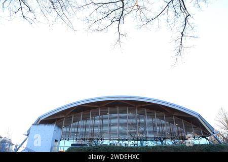 WWF UK Living Planet Centre, Hauptquartier und Besucherzentrum, Woking, Surrey, entworfen von Hopkins Architects, fertiggestellt 2013 Stockfoto