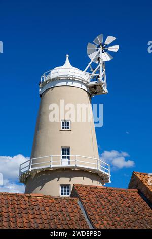 Denver Windmill ist ein denkmalgeschütztes Turmwerk in Denver nahe Downham Market in Norfolk, England Stockfoto