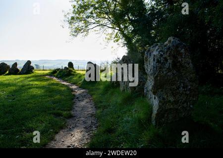 Der Kings Men Steinkreis, das Megalithdenkmal Rollright Stones, Little Rollright bei Chipping Norton, Oxfordshire, England Stockfoto