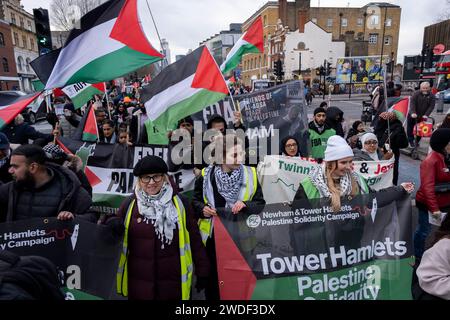 Hunderte von Demonstranten versammelten sich in Whitechapel zu einem Palästina-Aktionstag, um am 20. Januar 2024 in East London, Großbritannien, für Frieden und Waffenstillstand in Gaza und Freiheit für Palästina aufzurufen. An diesem Wochenende fanden keine größeren Demonstrationen in der Hauptstadt statt, stattdessen fanden kleinere Proteste statt, die viele Tausende von Menschen in der ganzen Stadt und im ganzen Land dazu veranlassten, den Konflikt zwischen Hamas und Israel zu beenden. Stockfoto