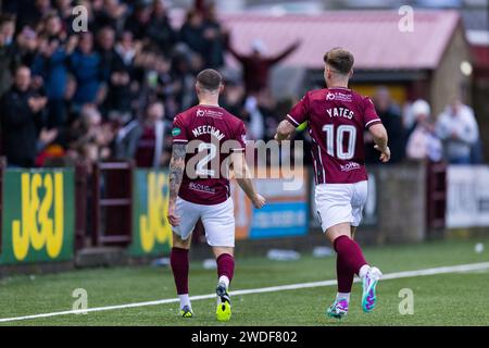 Stenhousemuir, Schottland. 20. Januar 2024. Ross Meechan (2 – Stenhousemuir) feiert, nachdem sein Kreuz von einem Stranraer-Spieler für ein eigenes Tor angestoßen wurde. Credit: Raymond Davies / Alamy Live News Stockfoto