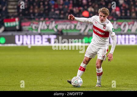 Nijmegen, Niederlande. Januar 2024. NIJMEGEN, NIEDERLANDE - 20. JANUAR: SEM Steijn vom FC Twente läuft mit dem Ball während des niederländischen Eredivisie-Spiels zwischen NEC und FC Twente am 20. Januar 2024 im Goffertstadion in Nijmegen, Niederlande. (Foto von Rene Nijhuis/Orange Pictures) Credit: dpa/Alamy Live News Stockfoto