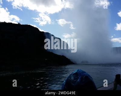 Einzigartiger Blick auf das Wasser im Niagara Falls State Park Stockfoto