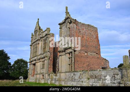 Ruinen des mittelalterlichen Moreton Corbet Castle und elisabethanisches Herrenhaus in Shropshire England September Stockfoto