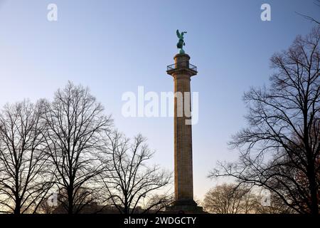 Waterloo-Säule mit Victoria, Siegessäule zum Gedenken an die Schlacht bei Waterloo, Waterlooplatz, Hannover, Niedersachsen, Deutschland Stockfoto