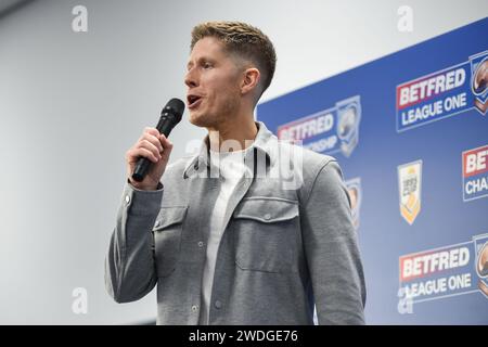 Wakefield, England - 19. Januar 2024 - Ross Fiddes präsentiert. Rugby League Championship, League One & 1895 Cup. Staffel Launch und Media Day im DIY Kitchens Stadium, Wakefield, UK Dean Williams Stockfoto