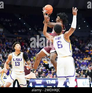 Baton Rouge, Louisiana, USA. Januar 2024. 20. Januar 2024 – Baton Rouge, LA, USA – Texas A&M Aggies Stürmer SOLOMON WASHINGTON(13) will im Pete Maravich Assembly Center in Baton Rouge, Louisiana, im Spiel zwischen Texas A&M Aggies und den LSU Tigers einen Pass schaffen. (Credit Image: © Jerome Hicks/ZUMA Press Wire) NUR REDAKTIONELLE VERWENDUNG! Nicht für kommerzielle ZWECKE! Stockfoto