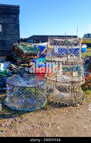 Hastings, Tintenfischtöpfe am Old Town Stade, Fishermen's Beach, East Sussex, Großbritannien Stockfoto