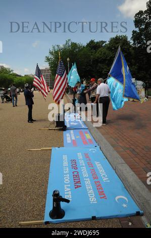 WASHINGTON D C/District of Columbia/USA./Turishtani -amerikanischer Stand im weißen Haus pennsylvania anvue in DC in portest gegen die Besetzung von Ost-turkistan durch China und chinas Massenmord im 21. Jahrhundert im okkuisierten Ost-Turlistan. 10 .Mai. 2019/ (Foto..Francis Dean / Deanpictures. Stockfoto