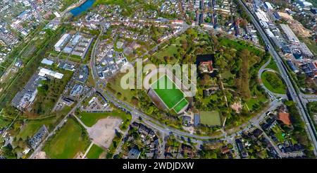 Luftaufnahme, Schloss Strünkede mit Schlosspark, Stadion im Schloss Strünkede, Erdkugel, Fischaugenbild, 360-Grad-Bild, Baukau, Herne, Ruhrgebiet, N Stockfoto