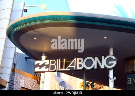 Universal City, Hollywood, Kalifornien: Billabong Store auf dem CityWalk in den Universal Studios Hollywood. Billabong ist eine internationale Marke für Sportbekleidung Stockfoto