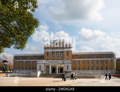 Tokyio, Japan. Januar 2024. Außenansicht der Fassade des Nationalmuseums für Wissenschaft und Natur im Stadtzentrum Stockfoto