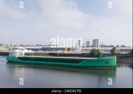 Massengutschiff auf dem Fluss Clyde in Glasgow Stockfoto